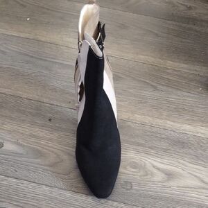 Sleek Black and Cream Ankle Booties with Cozy Trim